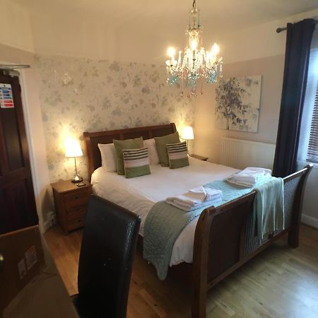 Ty Rosa Rooms Кардифф Экстерьер фото